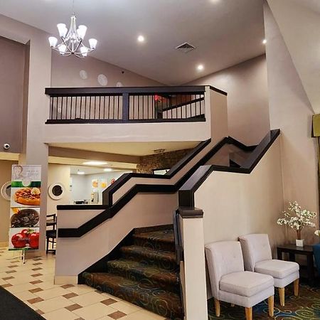 Quality Inn Brunswick Cleveland South Eksteriør bilde