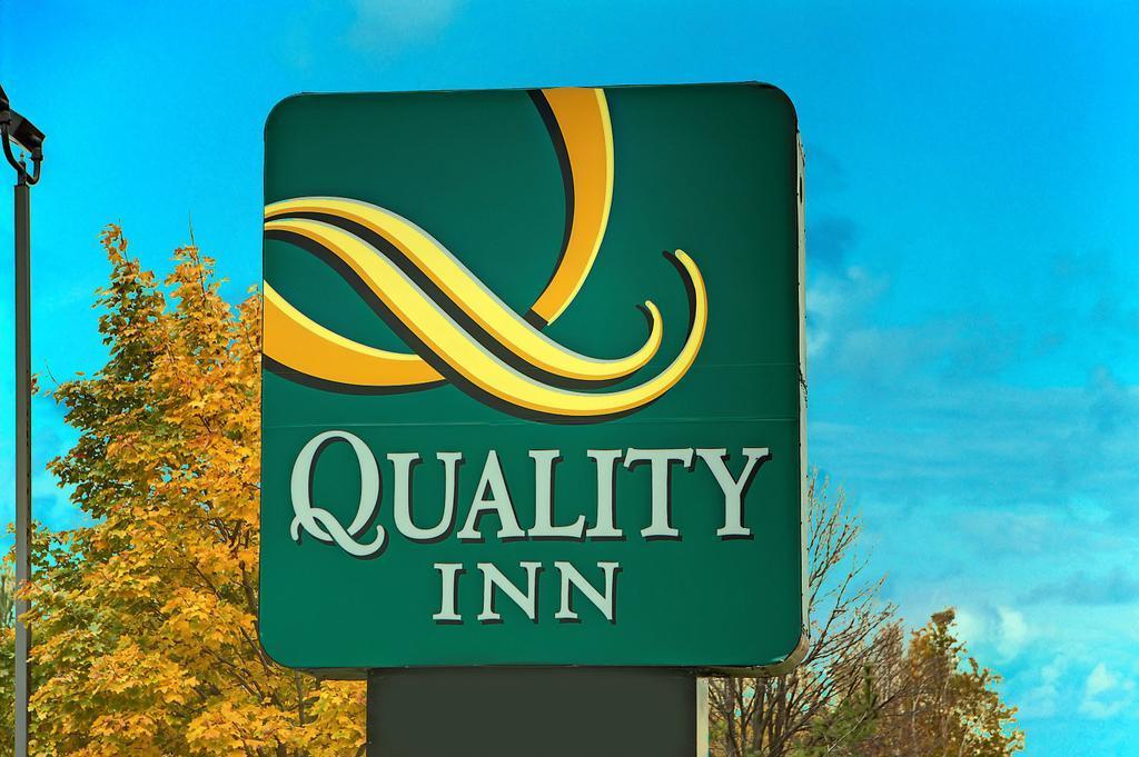 Quality Inn Brunswick Cleveland South Eksteriør bilde