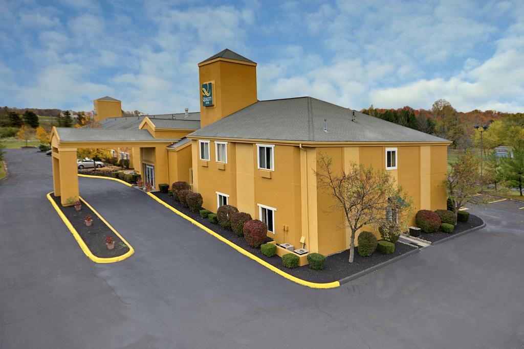 Quality Inn Brunswick Cleveland South Eksteriør bilde