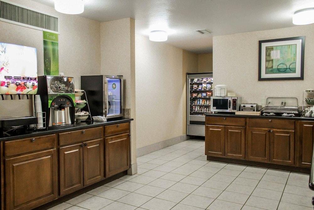 Quality Inn Brunswick Cleveland South Eksteriør bilde